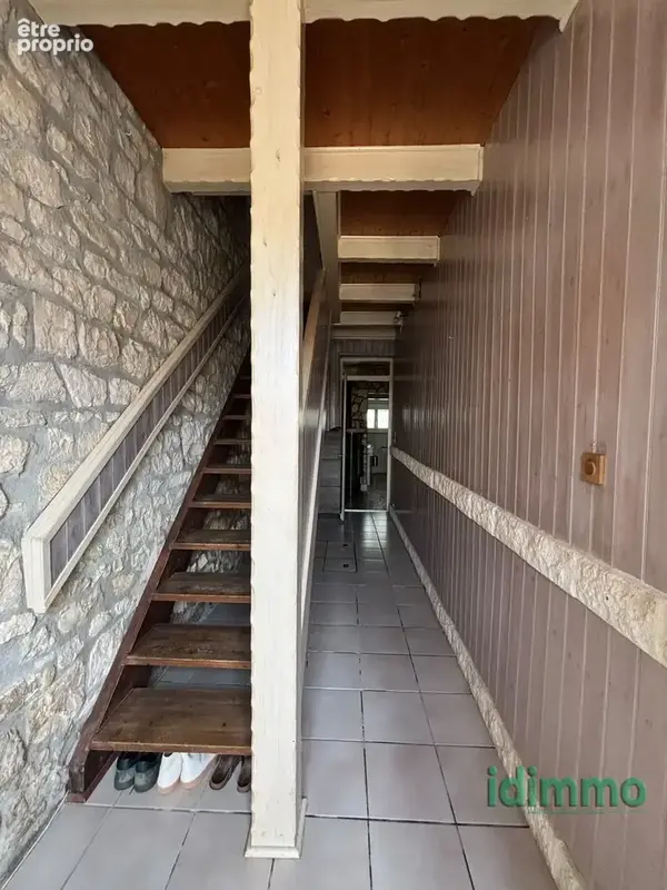 Maison ancienne en pierre en bon etat general de 90 m2 sur un terrain clos de 148 m2. 5 mn de la gare et du v - photo 10