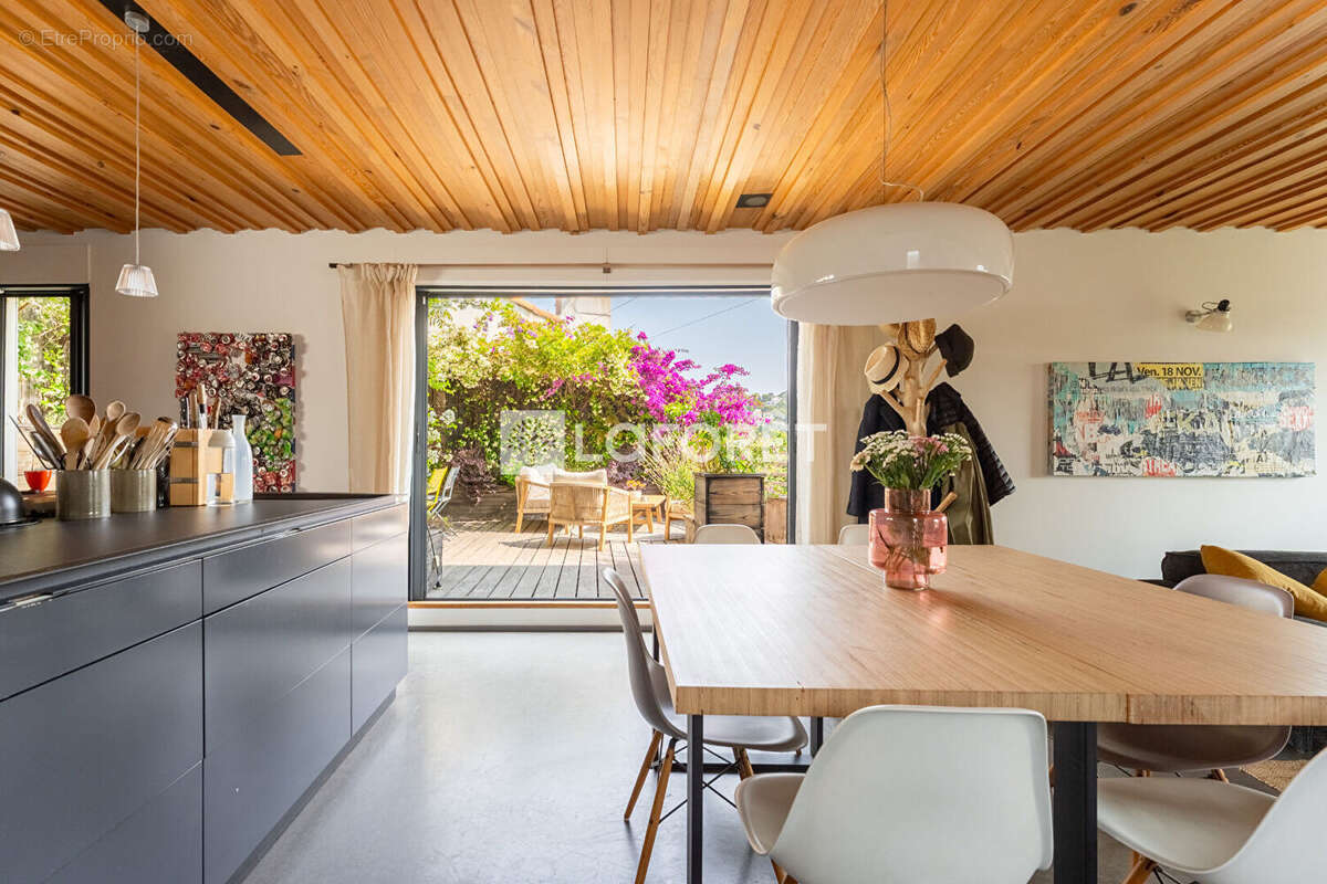 Maison à MARSEILLE-7E