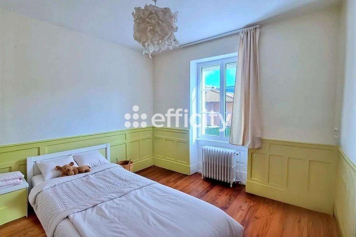 Maison à PIERRECLOS