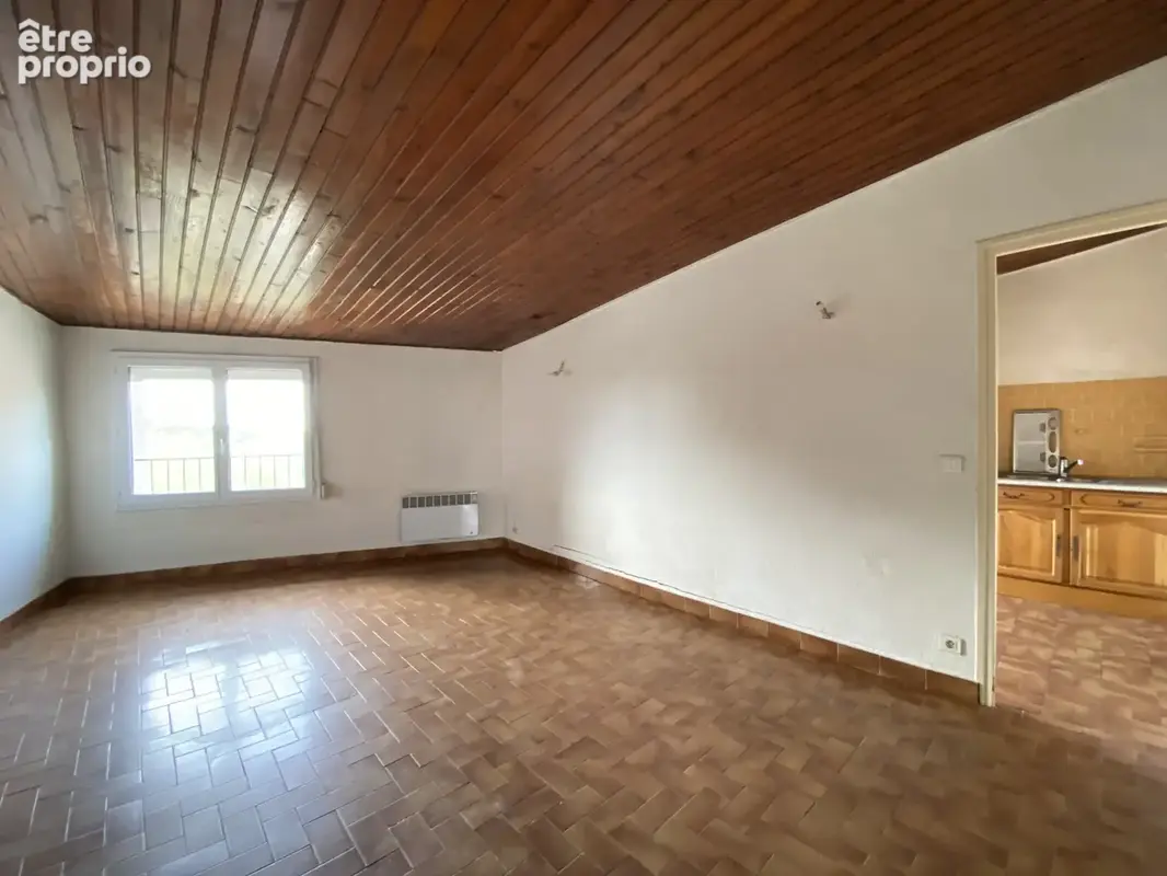Grande maison- rendement locatif- garage- cour - photo 2