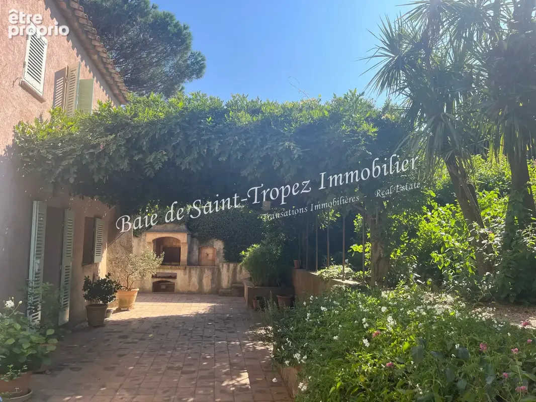 Villa vue mer, à proximité de la Place des Lices - photo 2