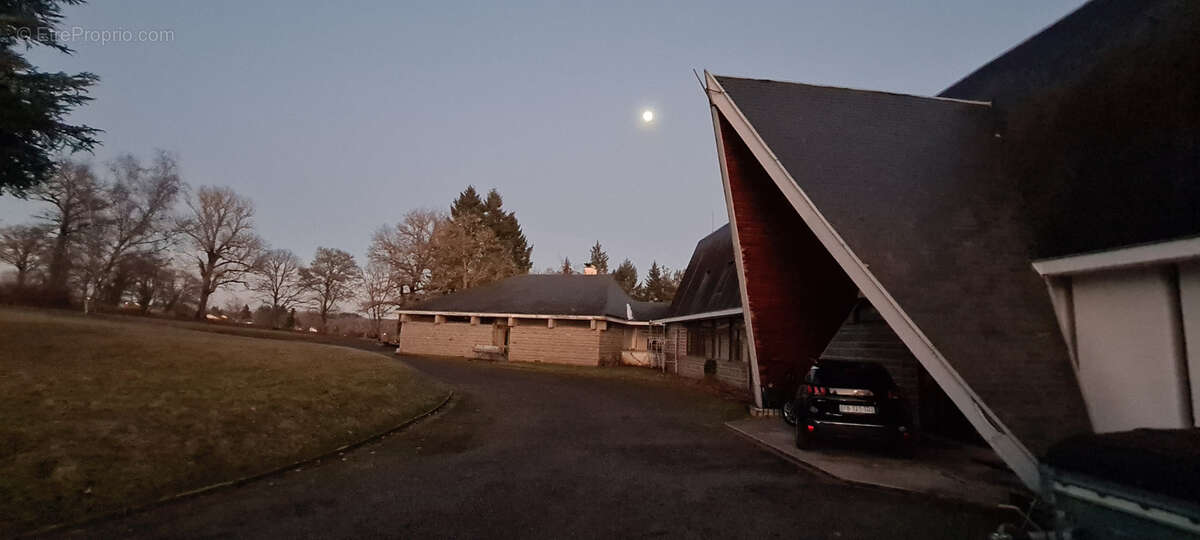 Commerce à CLERMONT-FERRAND