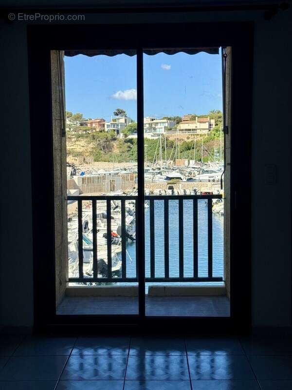 Appartement à CARRY-LE-ROUET