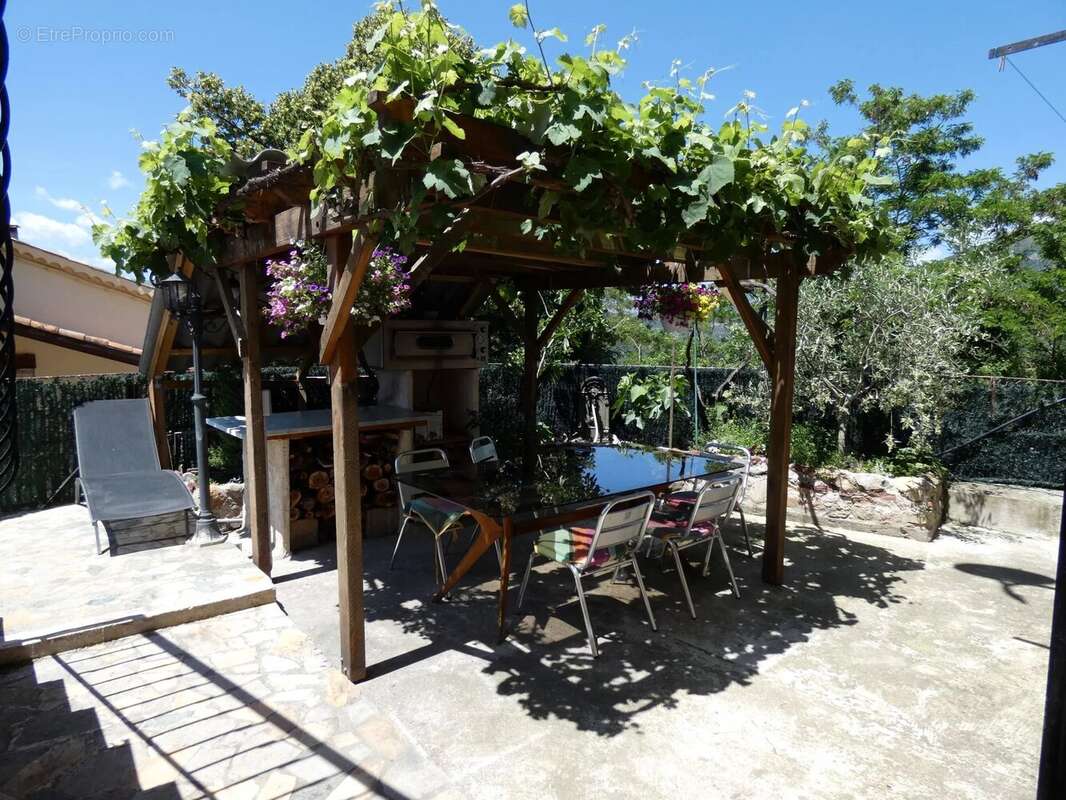 Maison à SAINT-ANTONIN