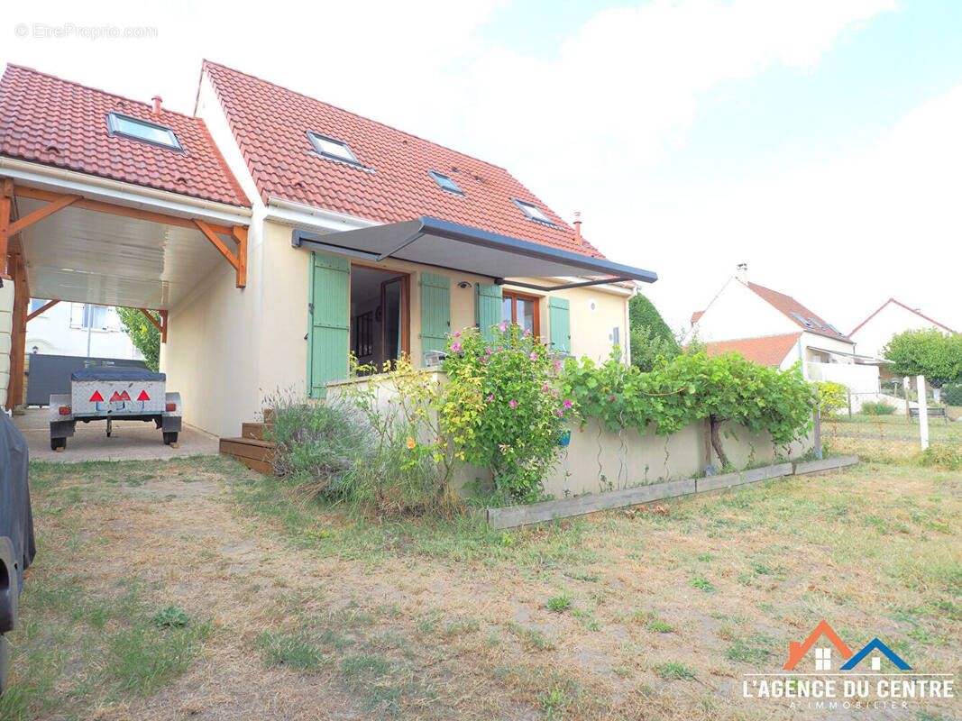 Maison à CHANTELOUP-LES-VIGNES
