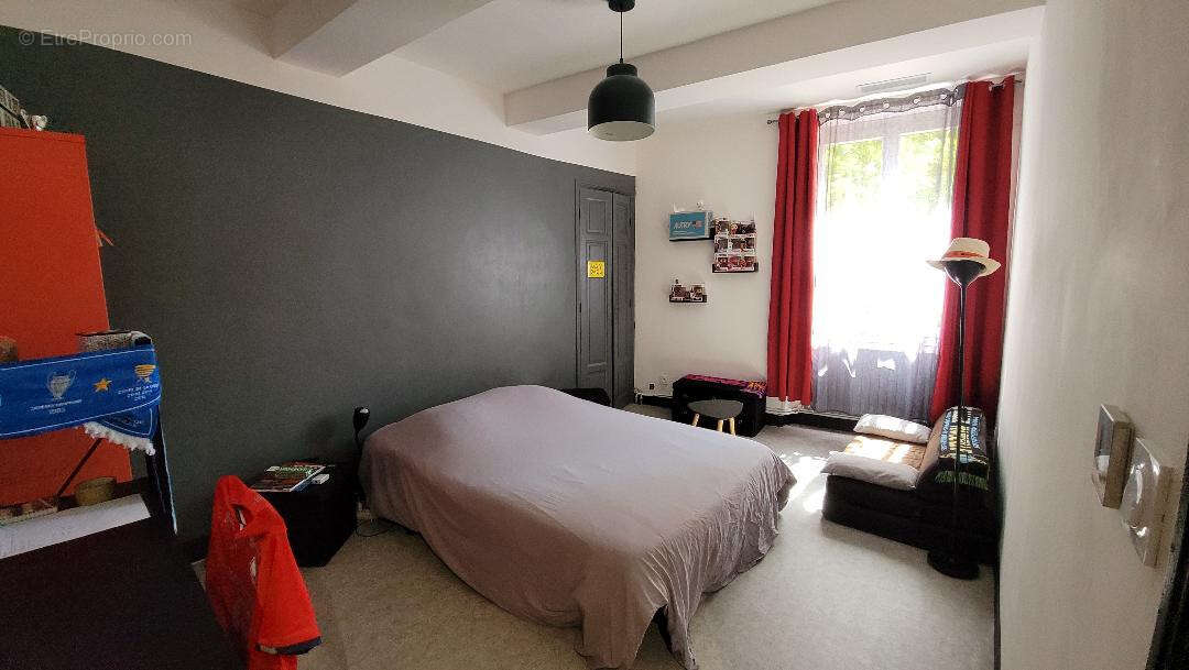 Maison à JONQUIERES