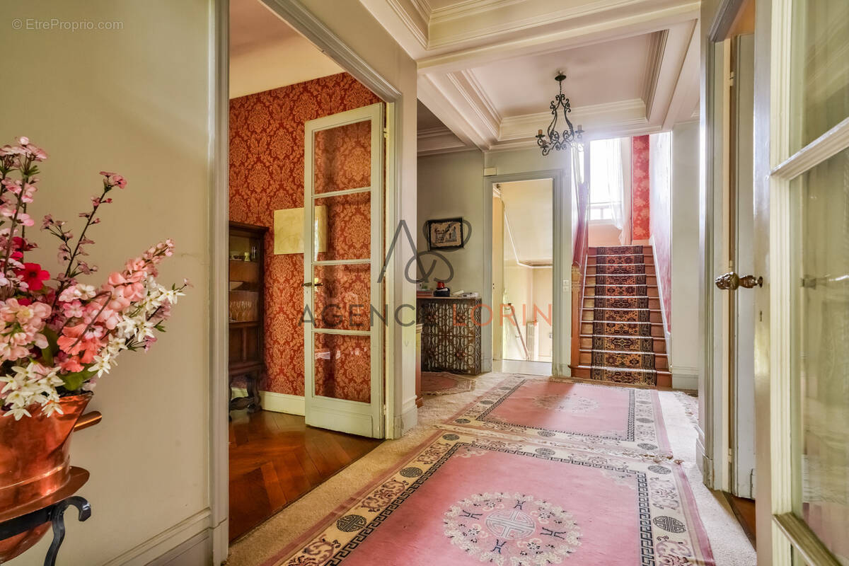 Maison à LE VESINET