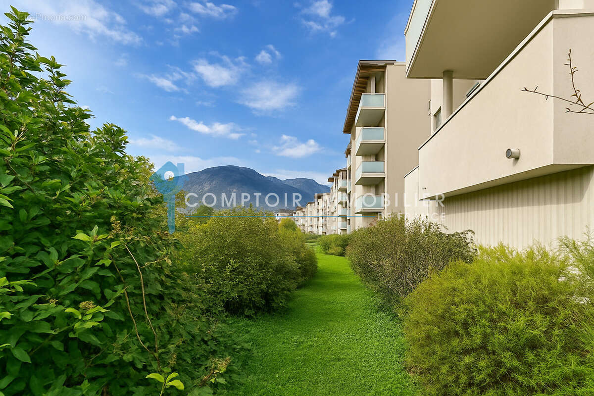 Appartement à SAINT-EGREVE