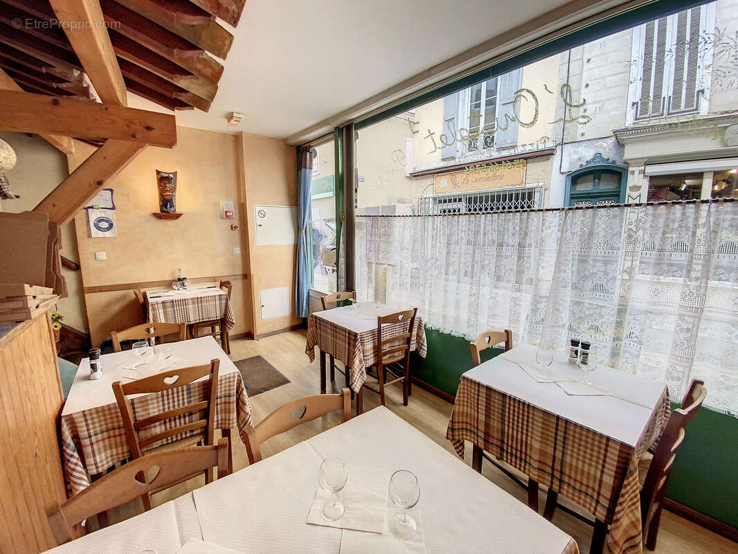 Commerce à SAINT-GIRONS