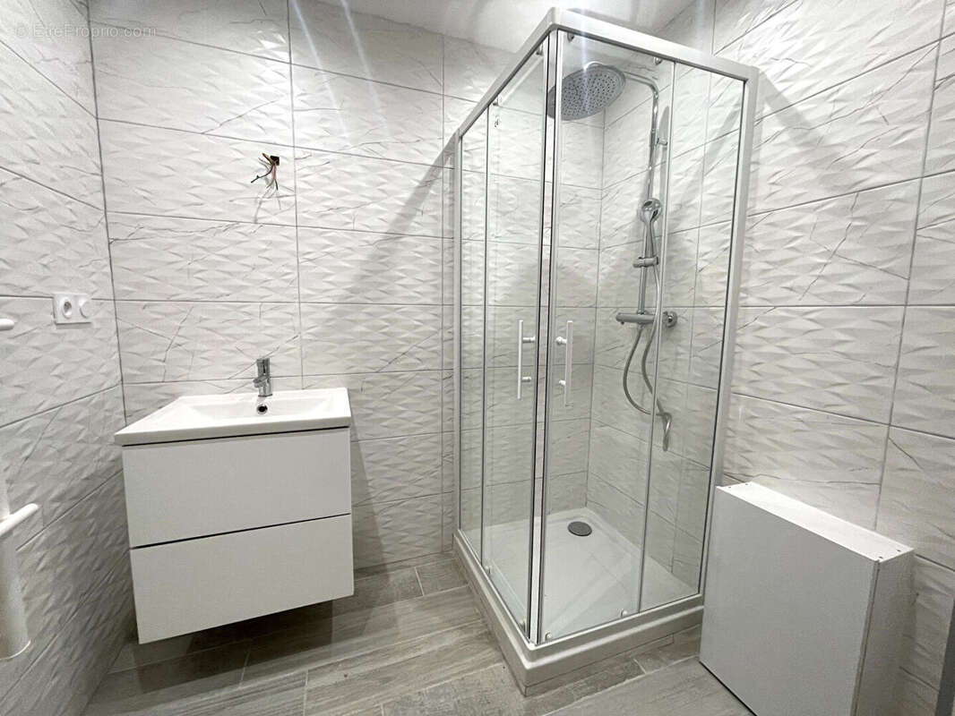 Appartement à CHARLEVAL