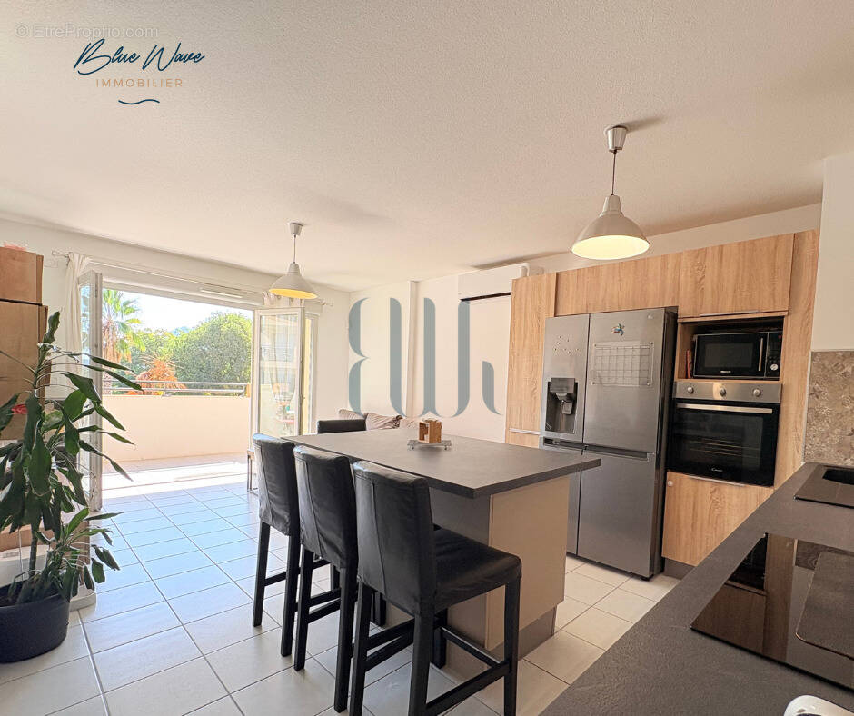 Appartement à LE MUY