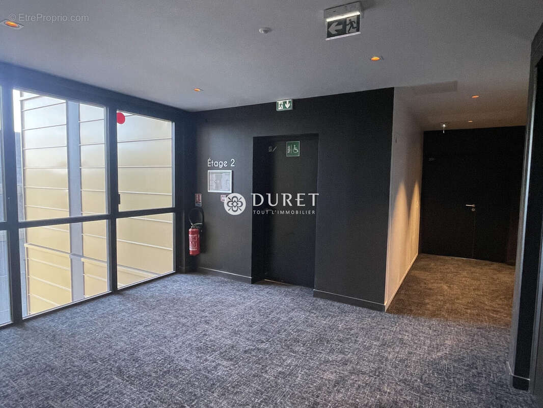 Commerce à LA ROCHE-SUR-YON