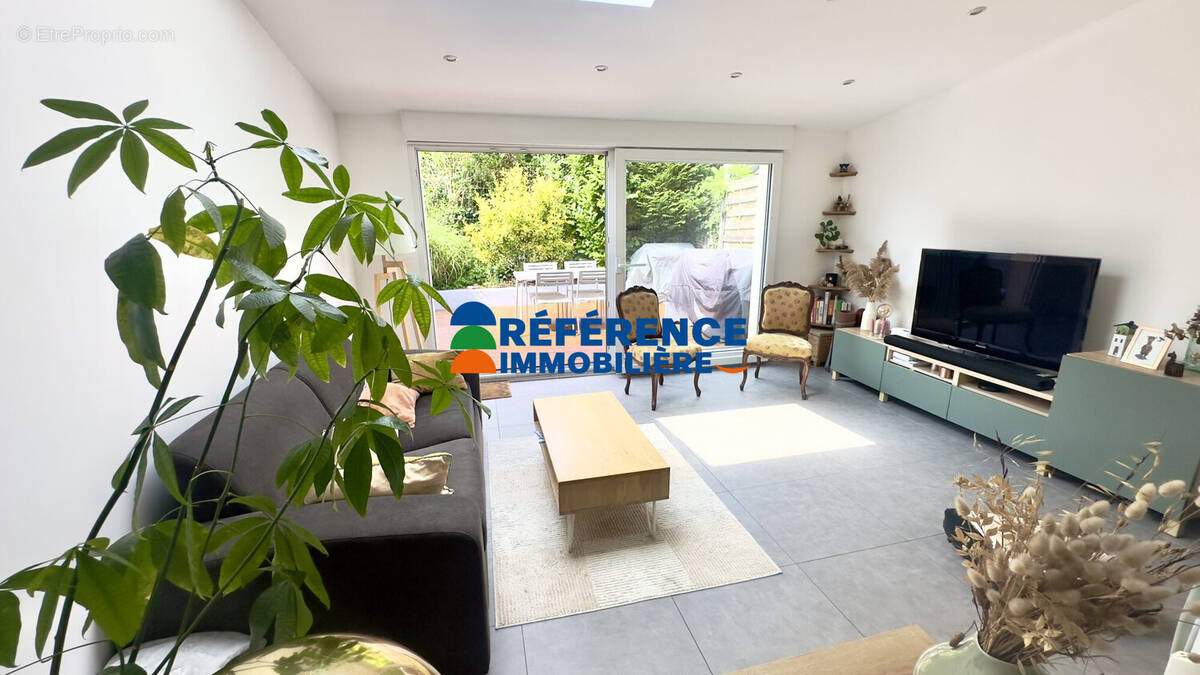 Maison à WAMBRECHIES