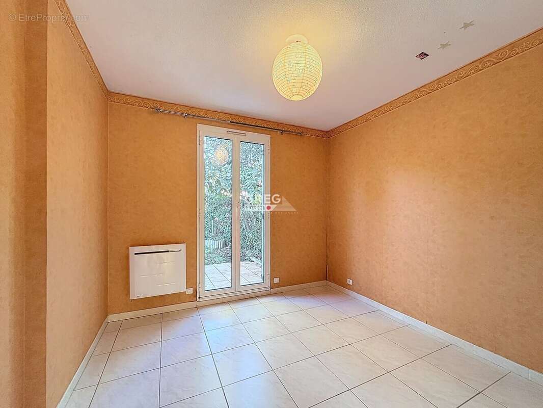 Appartement à VILLENEUVE-LOUBET