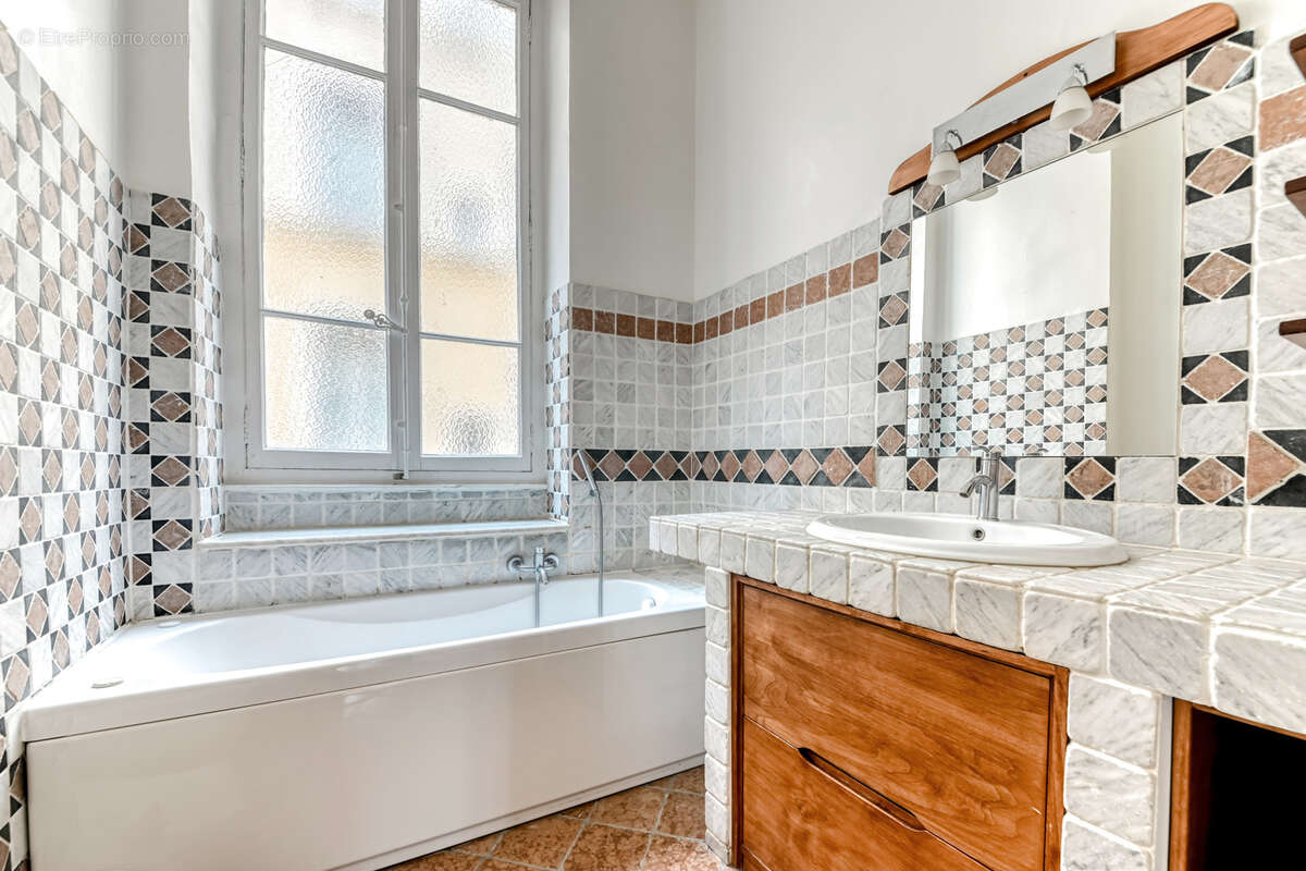 Appartement à LYON-6E