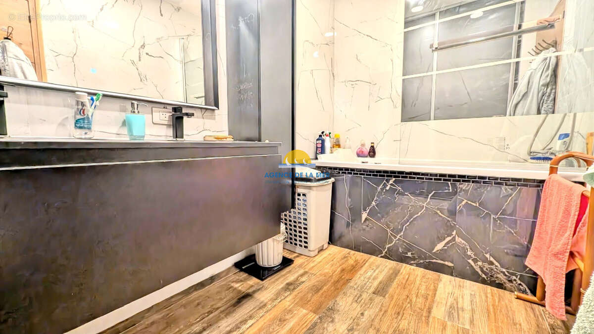 Appartement à FREJUS