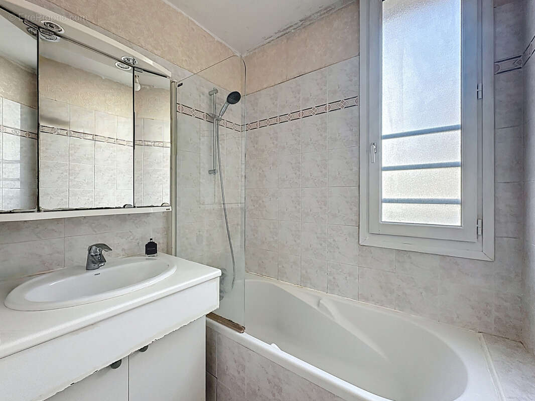 Appartement à LYON-5E