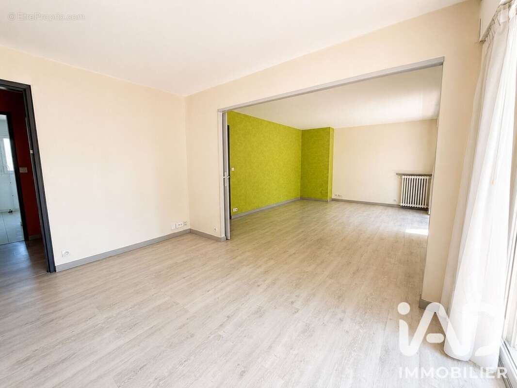 Photo 3 - Appartement à BOISSY-SAINT-LEGER