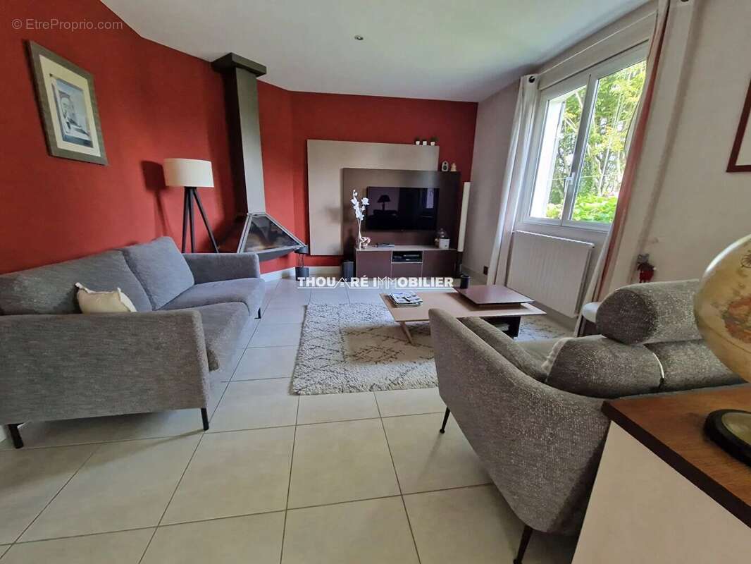 Maison à SAINT-JULIEN-DE-CONCELLES