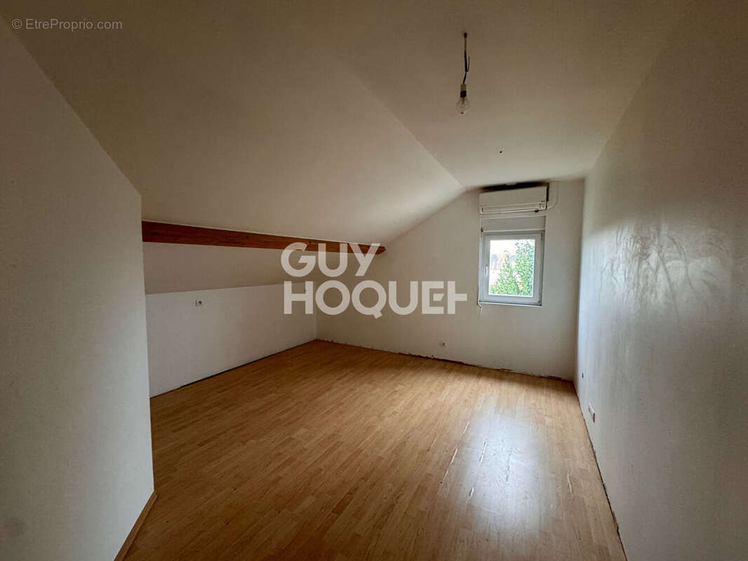 Maison à LE CREUSOT