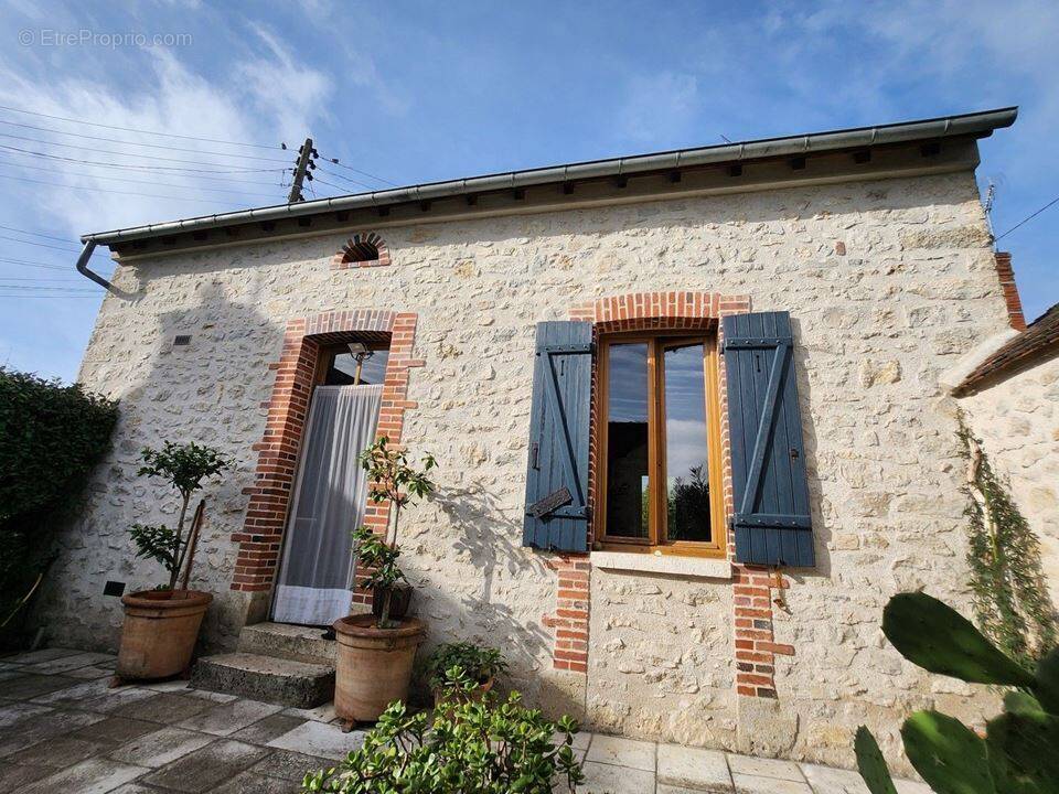 Maison à CHALETTE-SUR-LOING