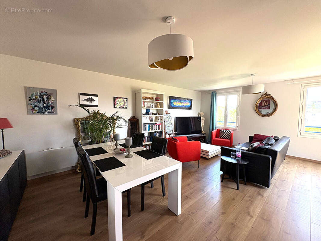 Appartement à SAINT-RAPHAEL