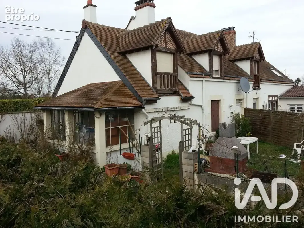 Photo 1 - Maison à SAINT-AY