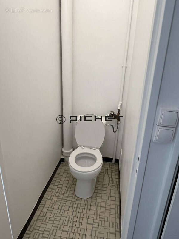 Paris 17ème - Ternes / Champerret - Studio de 35,18 m² avec cave et ascenseur - photo 14