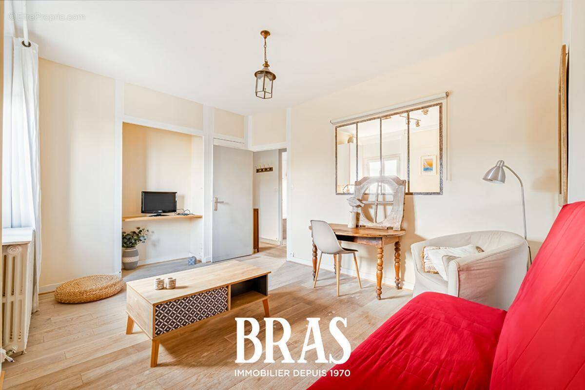 Appartement à LE POULIGUEN