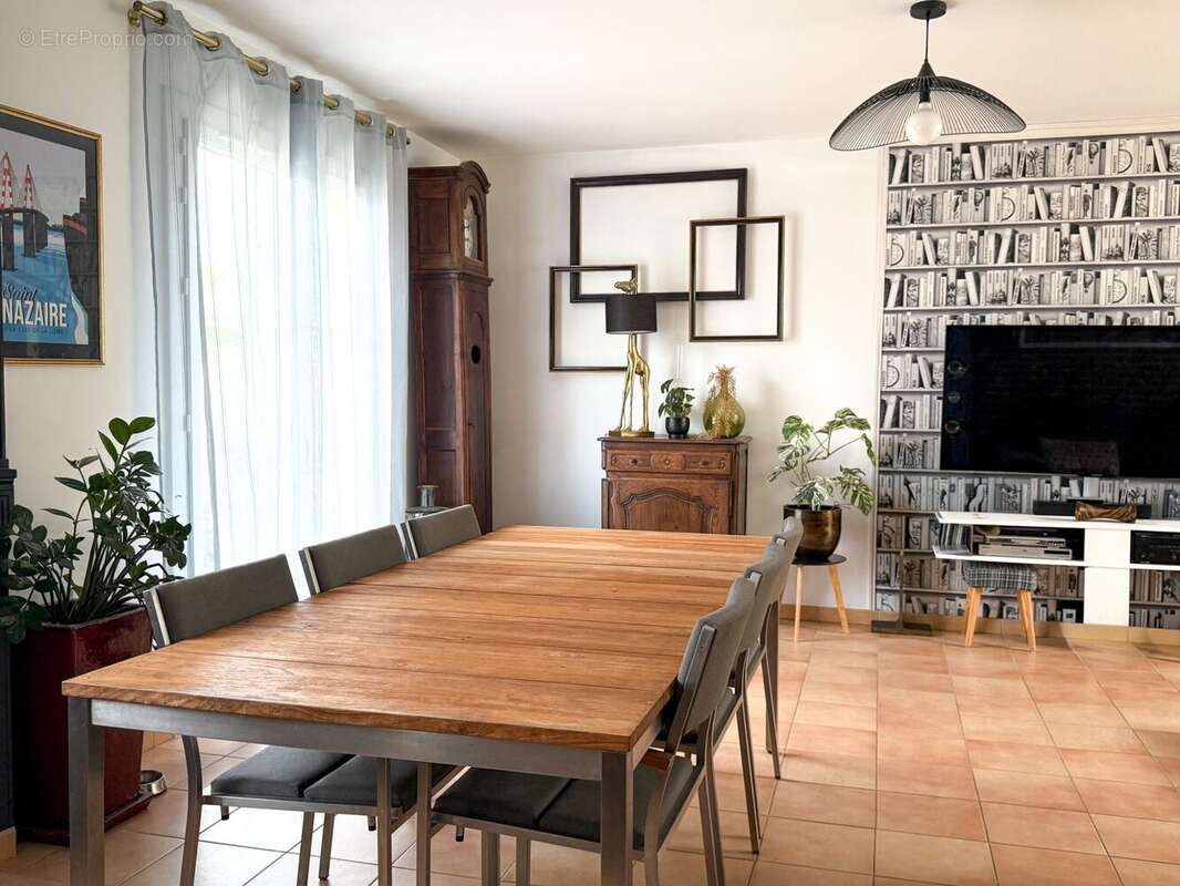 Maison à SAINT-GERMAIN-LES-ARPAJON