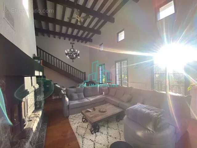 Maison à LA ROCHETTE