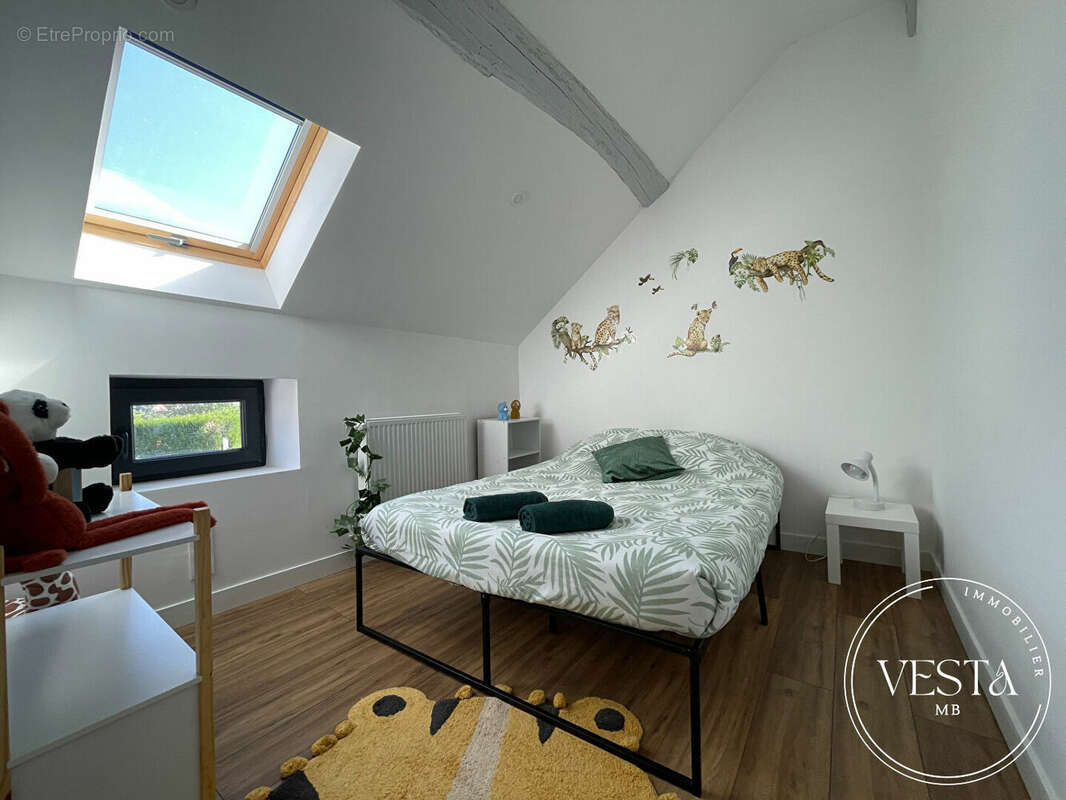 Maison à VAROIS-ET-CHAIGNOT