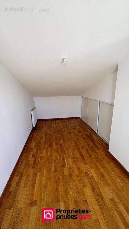 Appartement à LYON-9E