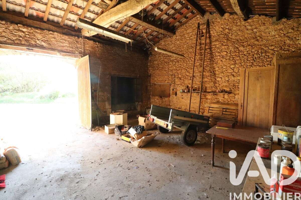 Photo 9 - Maison à MONTGUYON