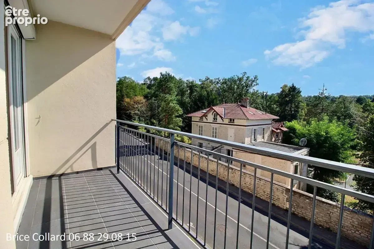 60580 COYE LA FORET Appartement T3 avec grand balcon et cave - photo 3