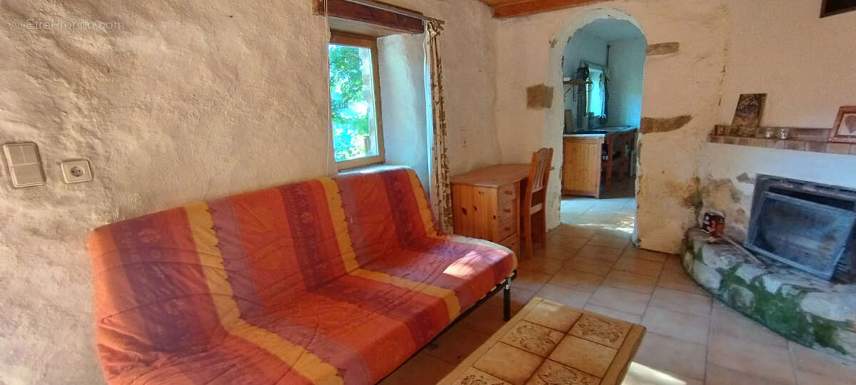 Maison à NONIERES
