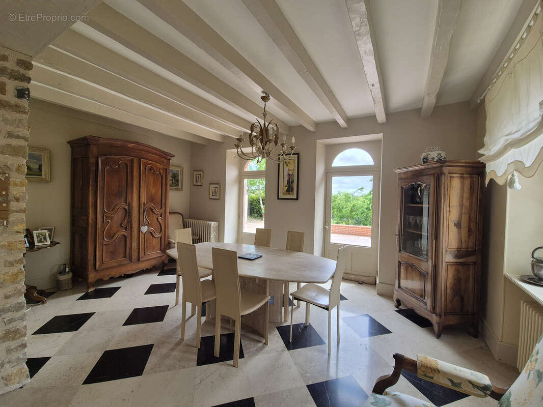 Maison à SABLE-SUR-SARTHE