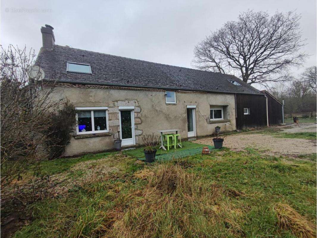 Maison 125 m² à Gesnes-Le-Gandelin  - photo 2