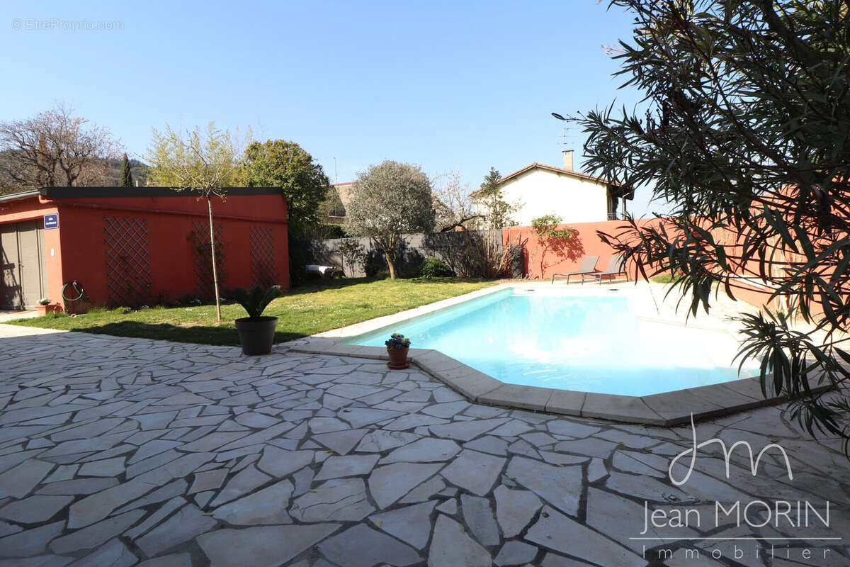 Maison à SAINT-PERAY