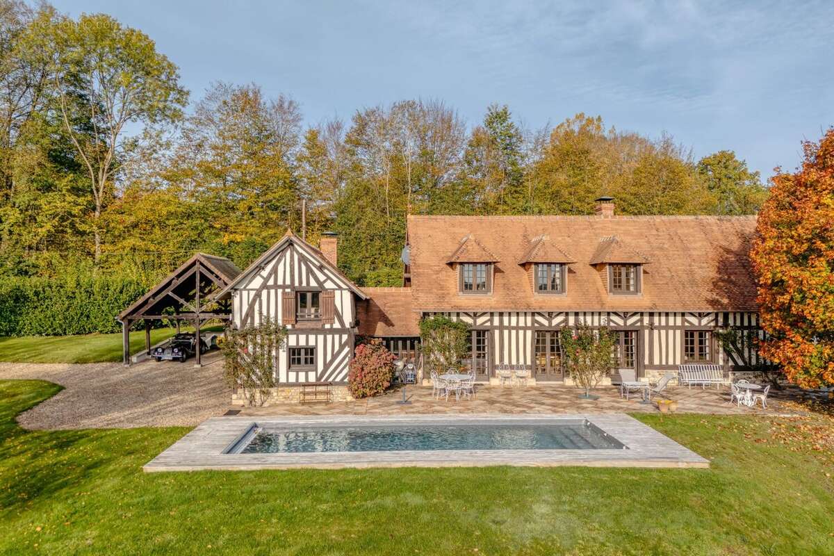 Maison à PONT-L'EVEQUE