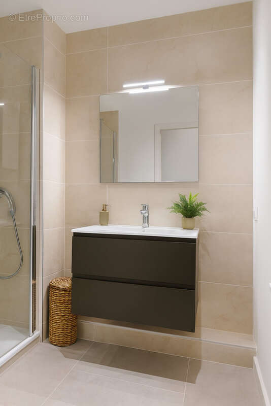 Appartement à CASTELNAU-LE-LEZ