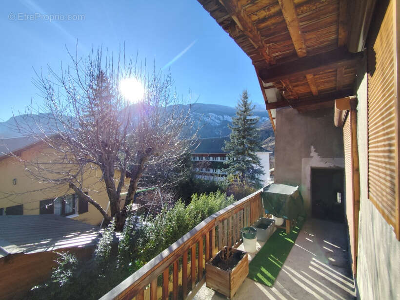 Appartement à L'ARGENTIERE-LA-BESSEE