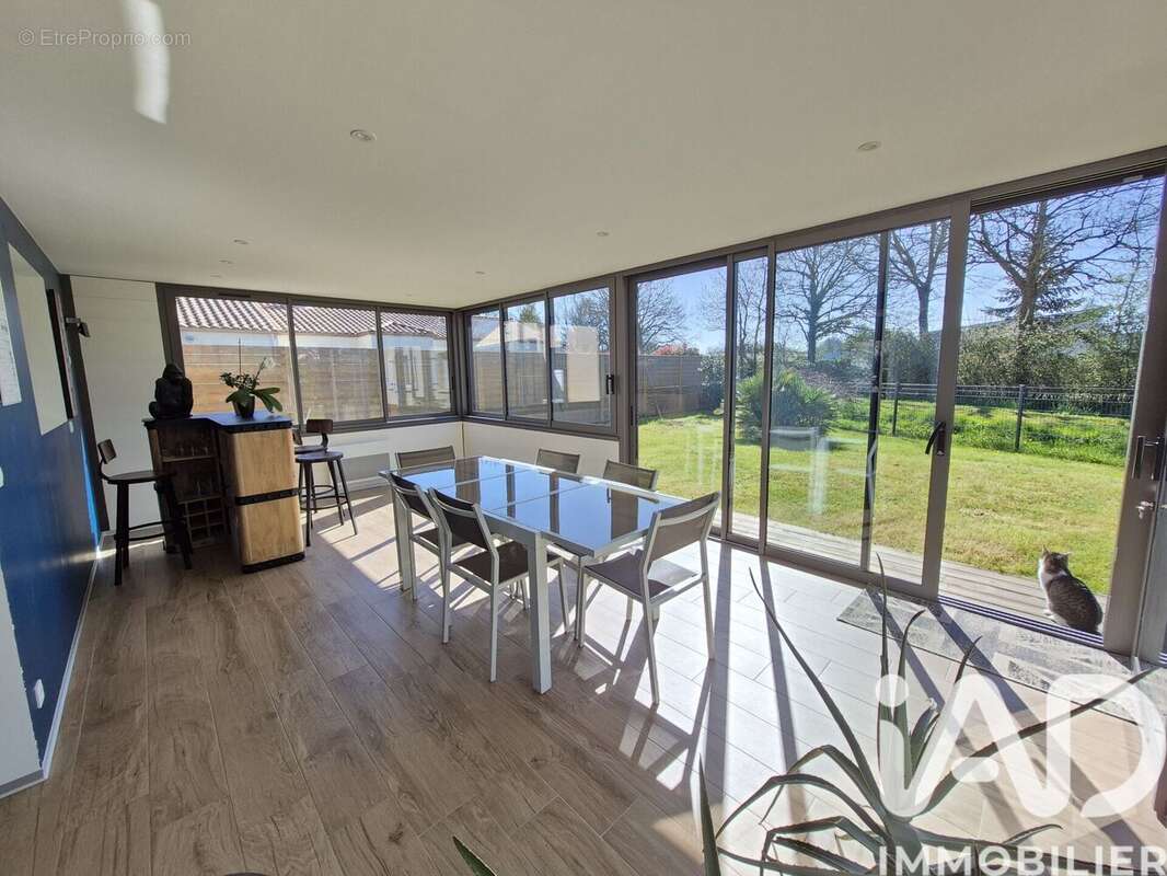 Photo 2 - Maison à SALIGNY