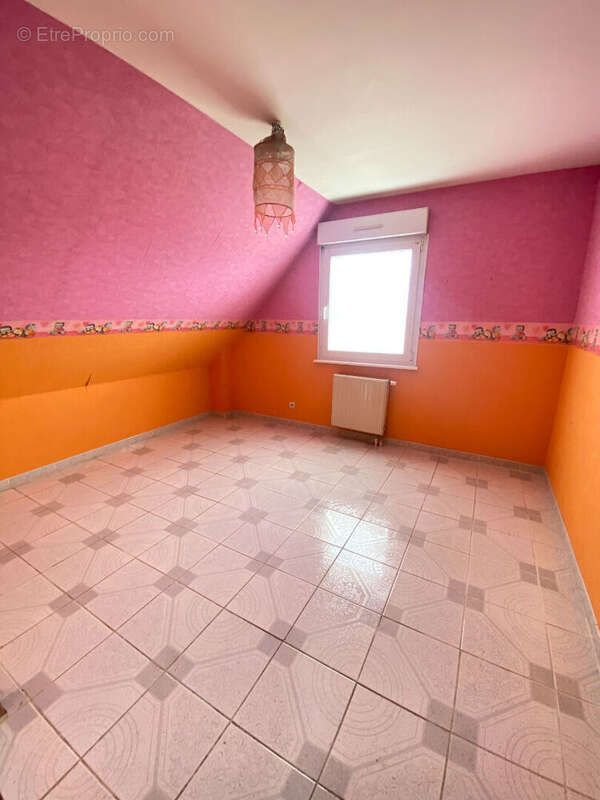 Maison spacieuse à vendre à Staffelfelden - Proche gare SNCF et écoles - photo 12