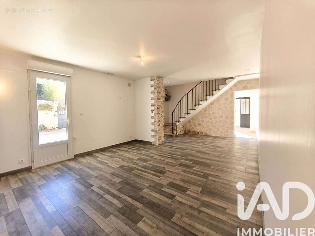 Photo 4 - Maison à ROUJAN