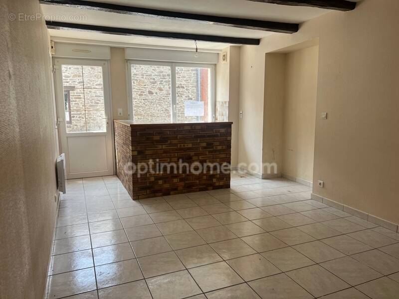 Maison à PLOUER-SUR-RANCE