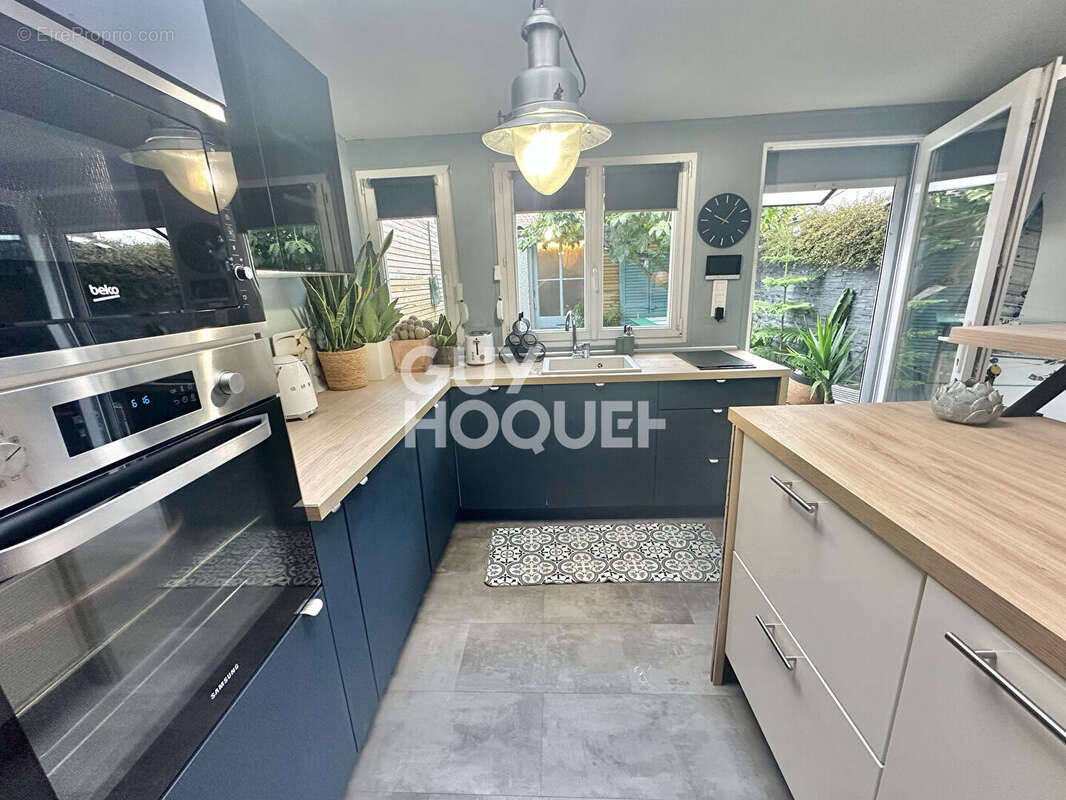 Maison à LE PETIT-QUEVILLY