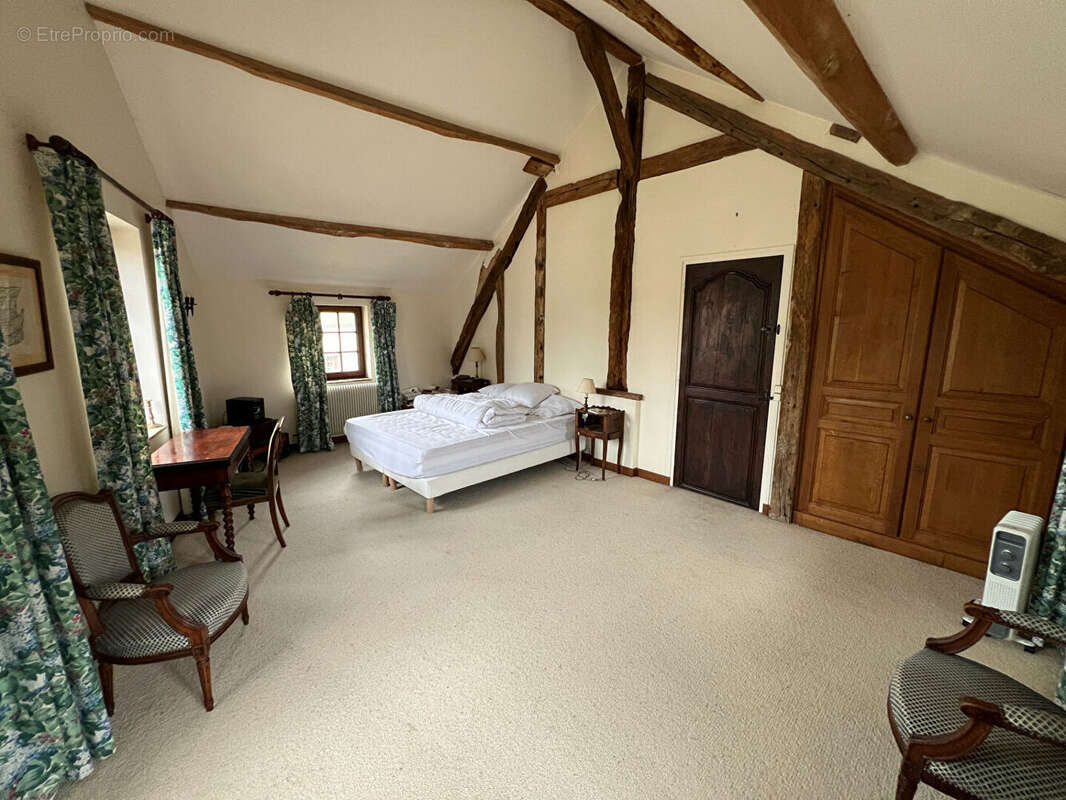 Maison à GARANCIERES