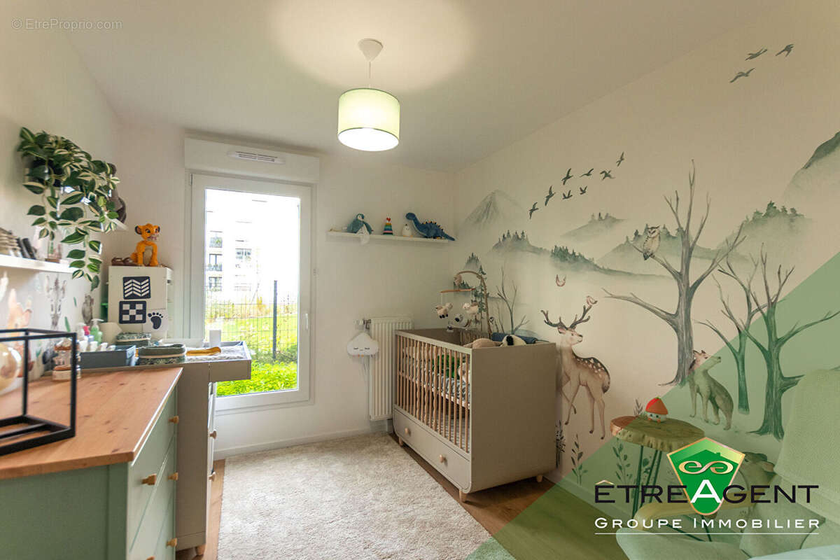 Appartement à VERNEUIL-SUR-SEINE