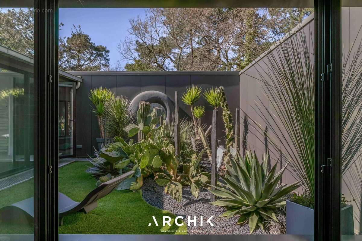 Maison à LE BOUSCAT